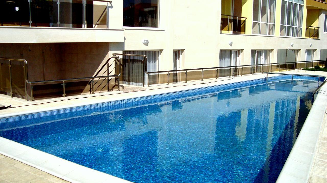 Villa Galina Apartments Bjala Exteriör bild
